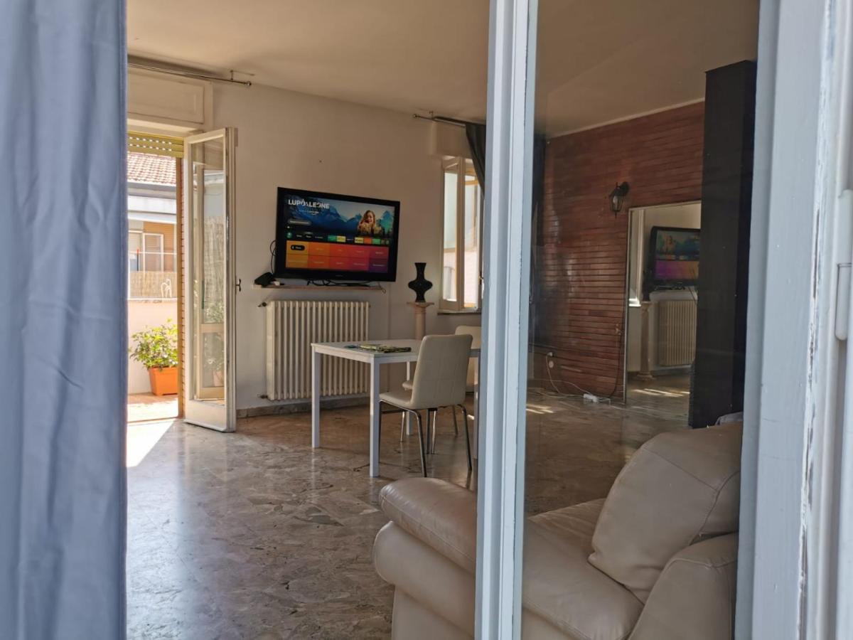 La Dimora Degli Artisti Bed & Breakfast Pescara Luaran gambar