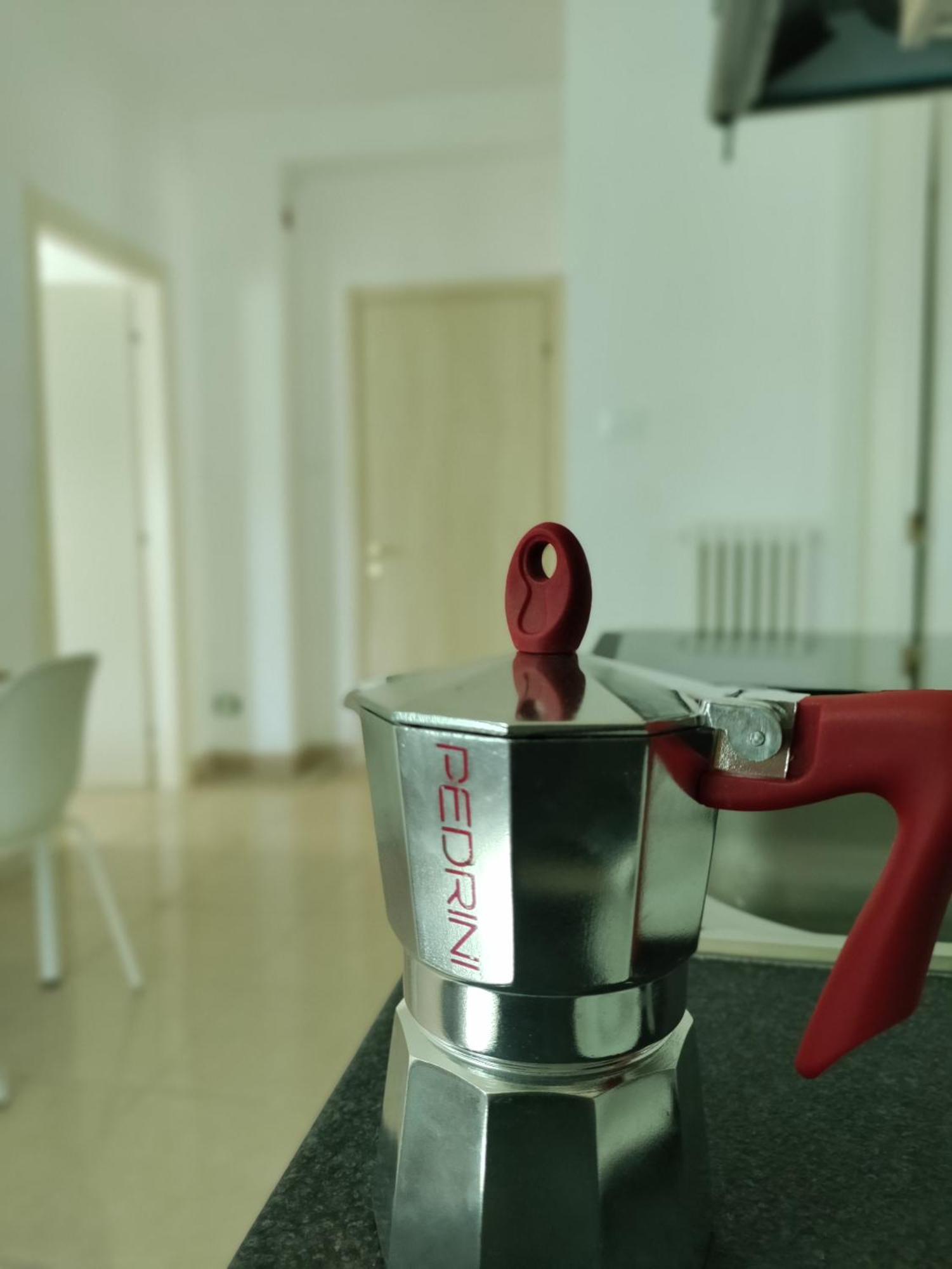 La Dimora Degli Artisti Bed & Breakfast Pescara Bilik gambar