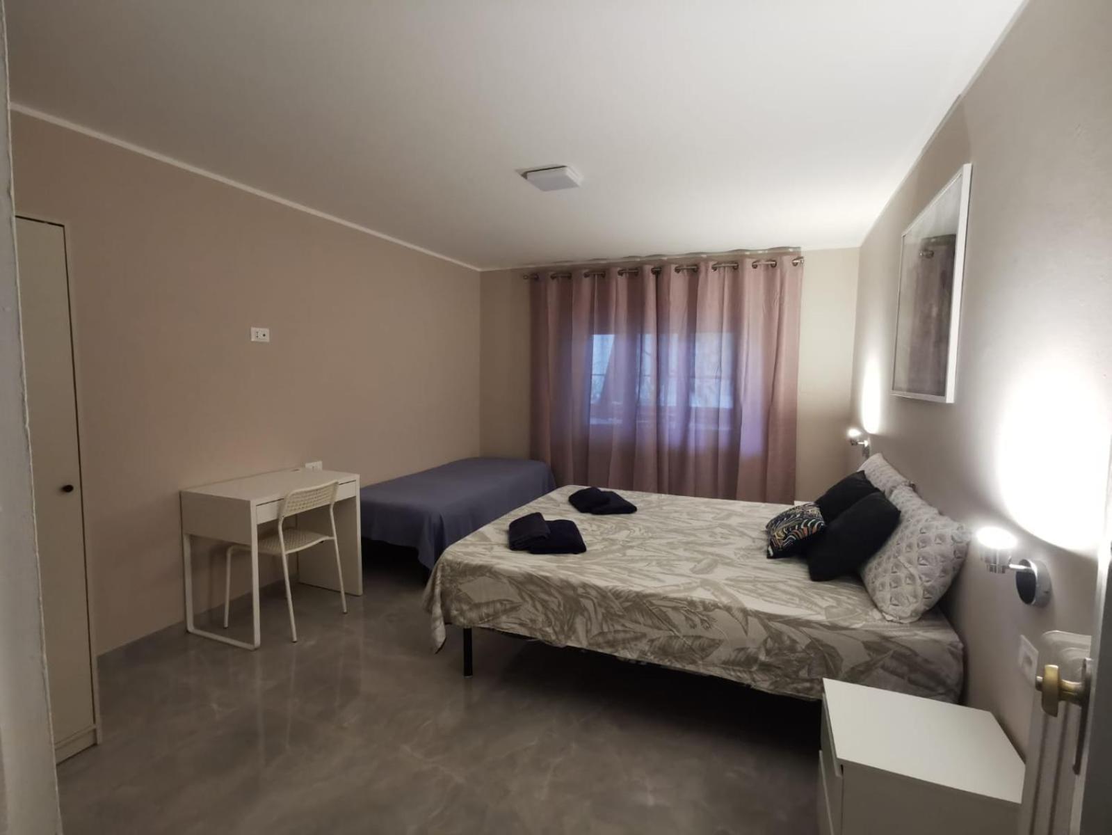 La Dimora Degli Artisti Bed & Breakfast Pescara Bilik gambar